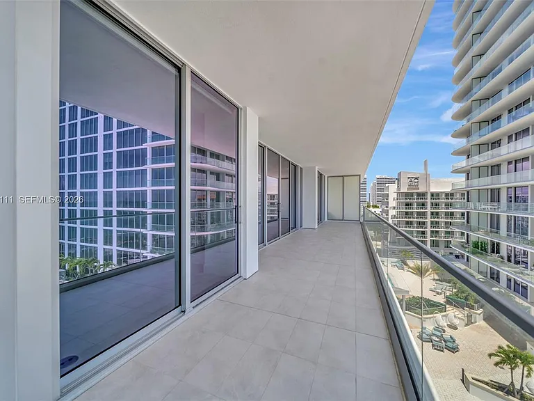 153 N Seabreeze Blvd #801 — Photo 34