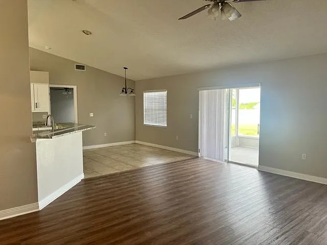 6415 Horizon Point Dr — Photo 5