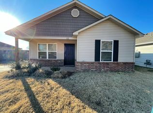 133 N M Ave, El Reno, OK 73036