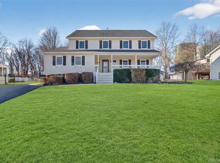38 Wavey Willow Lane, Montgomery, NY 12549