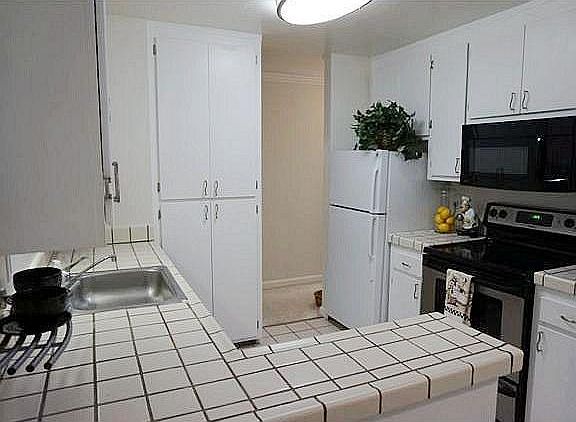 2nd image of 1730 Halford Ave APT 245