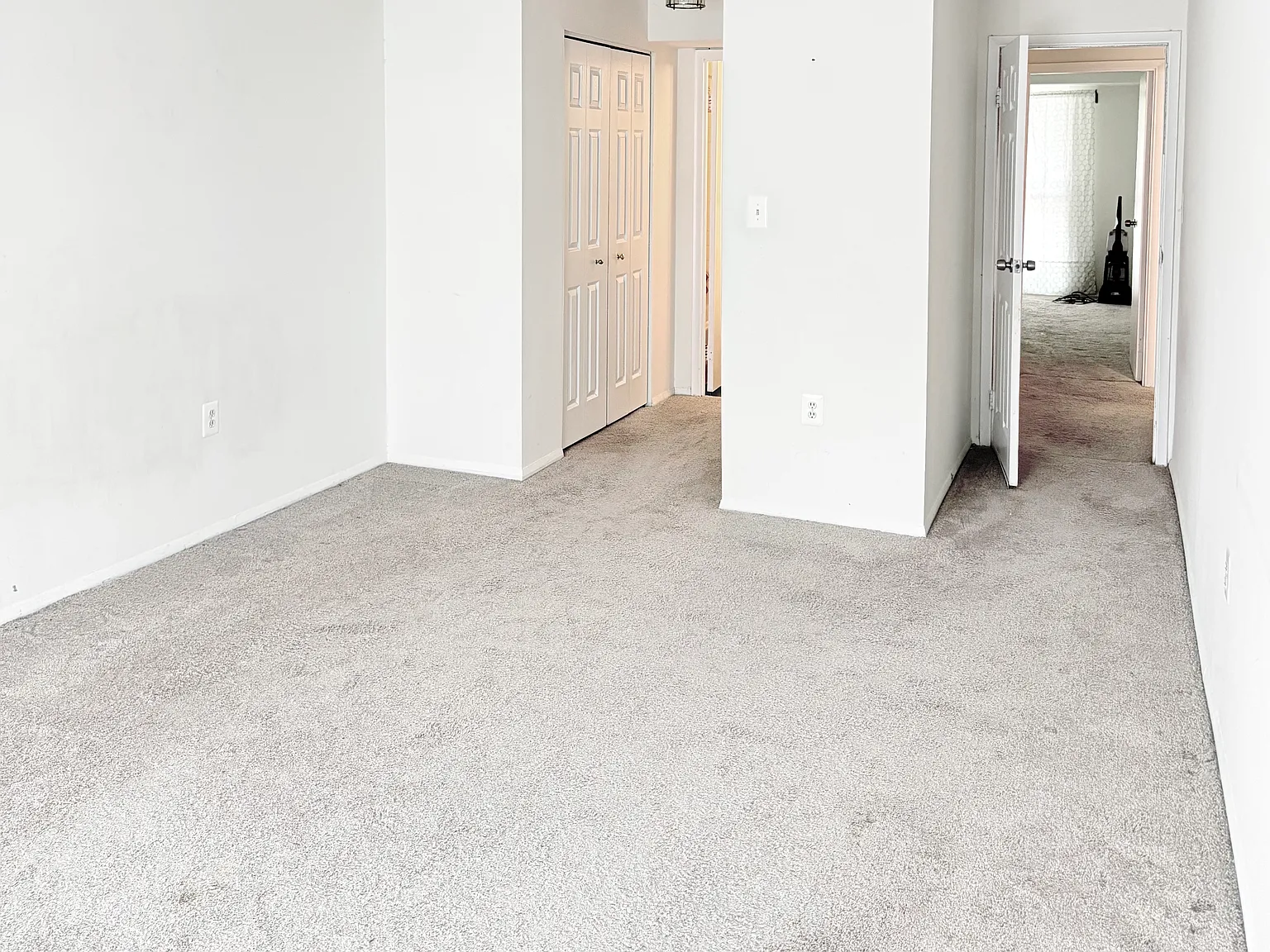 3 bed, 1450 sqft, $2,695 — Photo 3