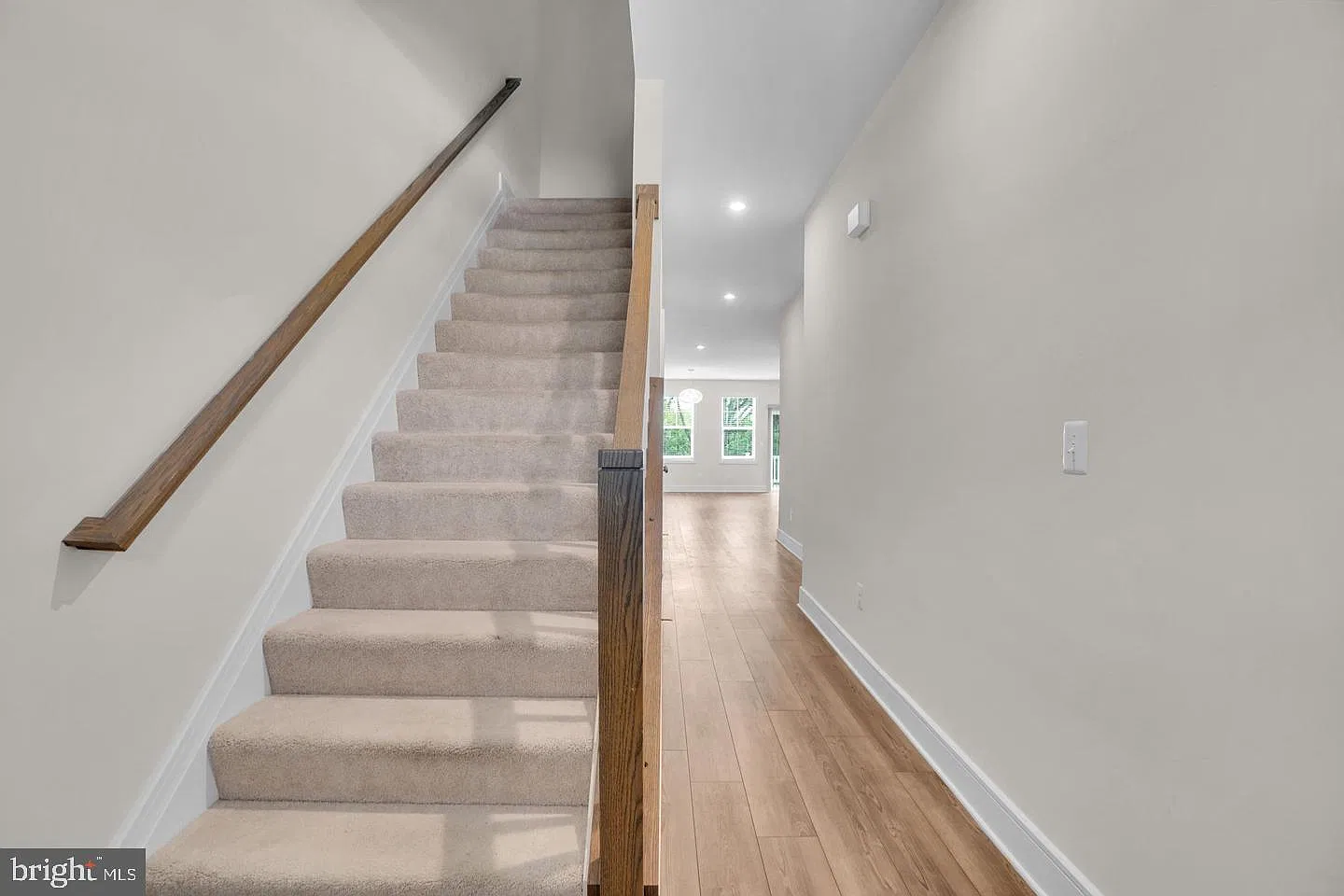 5 bed, 4.5 bath, 3557 sqft, $2,500 — Photo 4