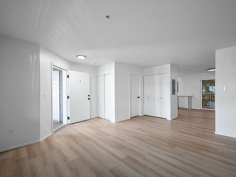 The enormous living area in a 2-bedroom apartment The enormous living area in a 2-bedroom apartment