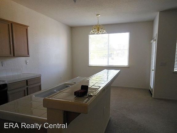2nd image of 6060 Ingleston Dr Unit 1213