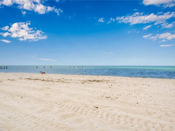 255 3rd AVE S #255, NAPLES, FL 34102