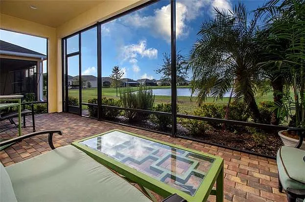416 Castle Pines Ln — Photo 35