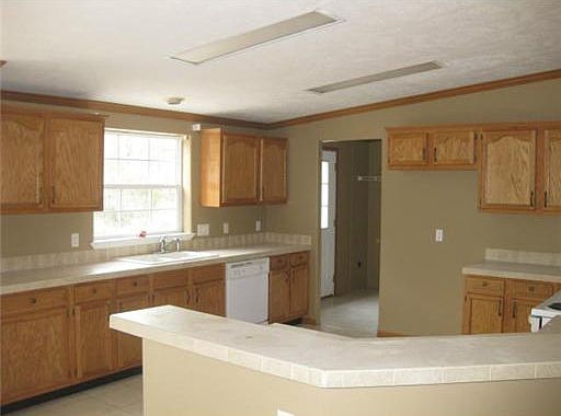 5th image of 24570 Willow Ln