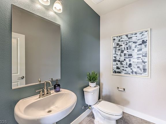 5th image of 7909 Arial Bay St