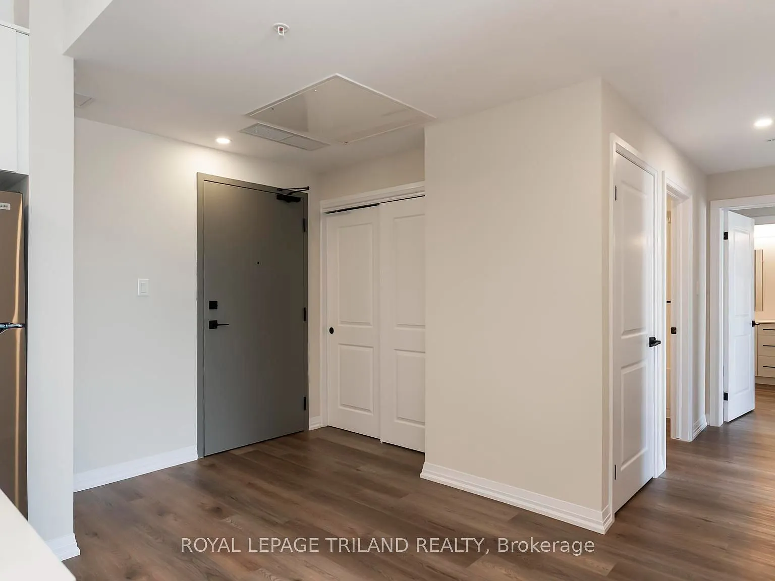2 bed, $2,375 — Photo 3