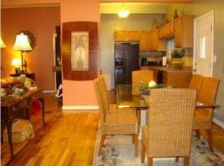 82 Shoreline Dr, Gulf Breeze, FL 32561