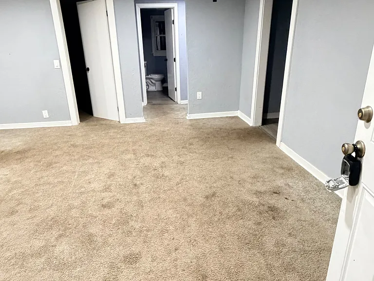 1813 S Maywood Ave — Photo 7