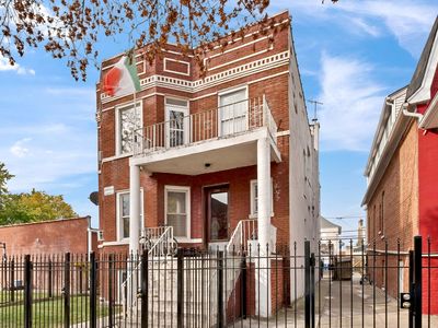 2304 N Kenneth Ave, Chicago, IL, 60639