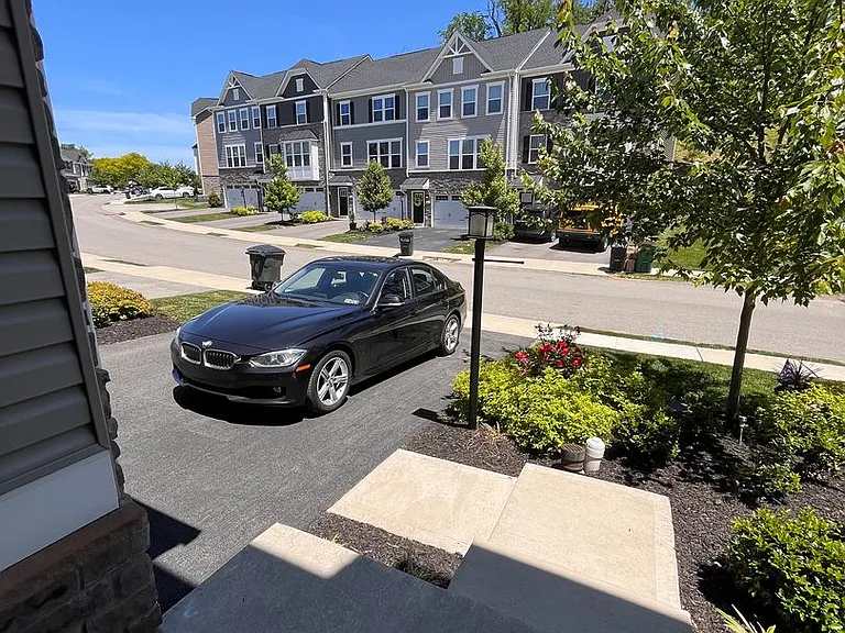 437 Greenwood Dr — Photo 3