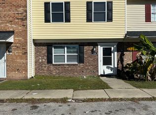 320 Myrtlewood Cir, Jacksonville, NC 28546