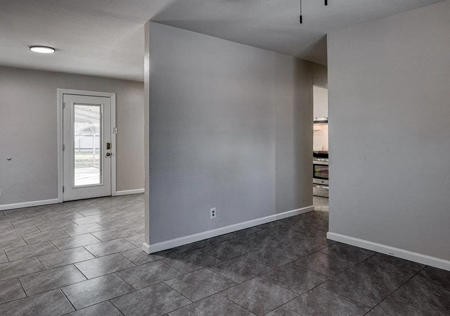 3bedroom 1 bath remodeled — Photo 3