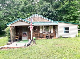 24 Walnut Dr, Burnside, KY 42519