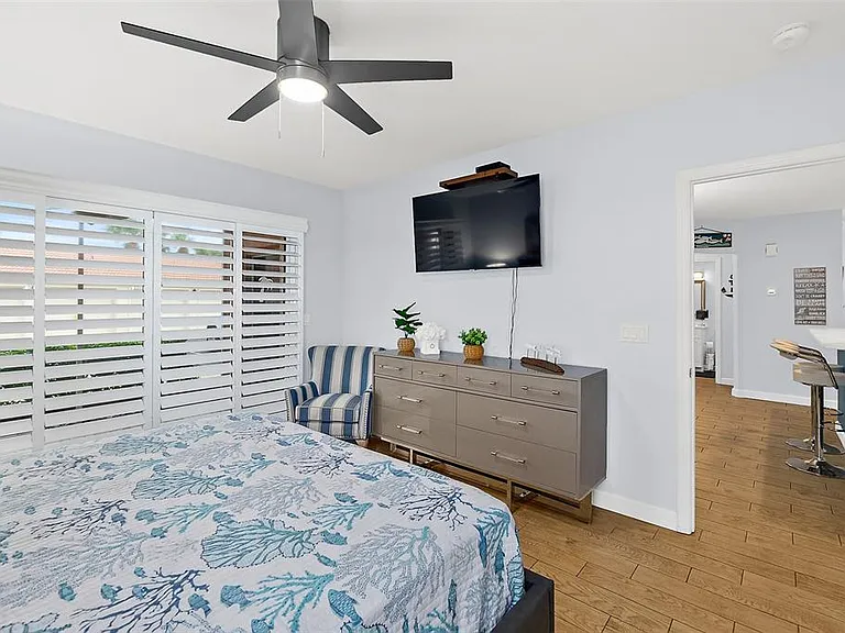 300 Marina Bay Dr #106 — Photo 39