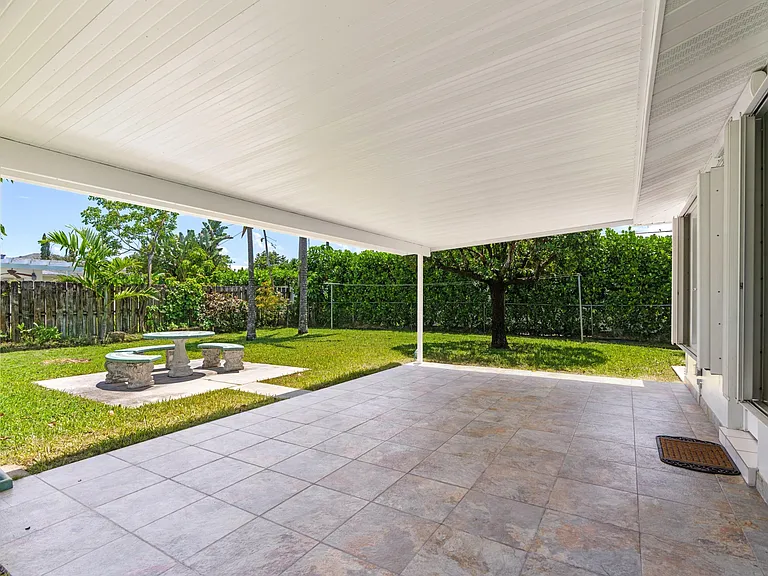 360 Palmetto St — Photo 28