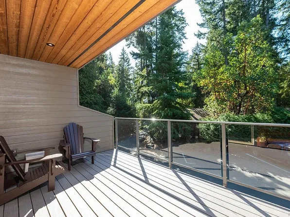 1155 Resort Dr #201, Parksville, BC V9P 2E3