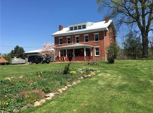 908 Round St, Charleroi, PA