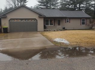9710 Monroe Rd, Saint Helen, MI 48656