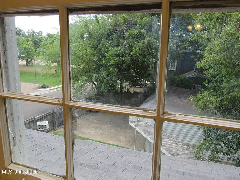 1055 Carlisle St #D — Photo 17