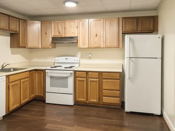400 Vrooman Ave APT 105, Amsterdam, NY 12010