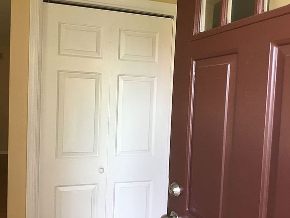 4th image of 146 Brandywyne Dr