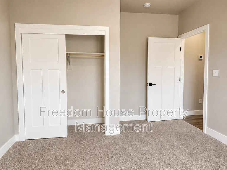 641 Intrepid St — Photo 16