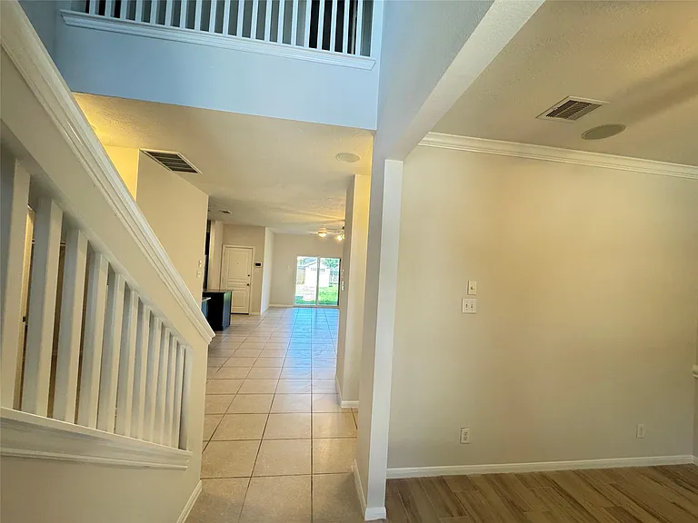 8107 Gran Villa Dr — Photo 5