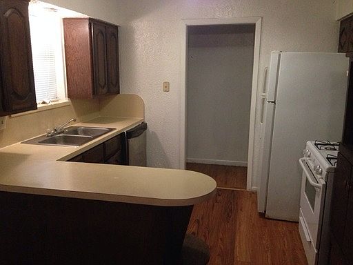 3rd image of 8320 Madras Dr
