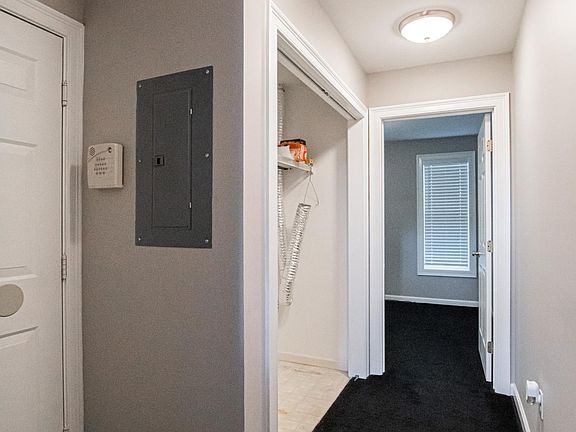 2nd image of 157 Leeder Hill Dr APT 406
