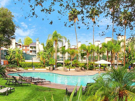 2nd image of 5515 Canoga Ave APT 223