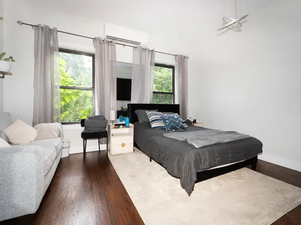 229 West 136th Street image 5 of 21