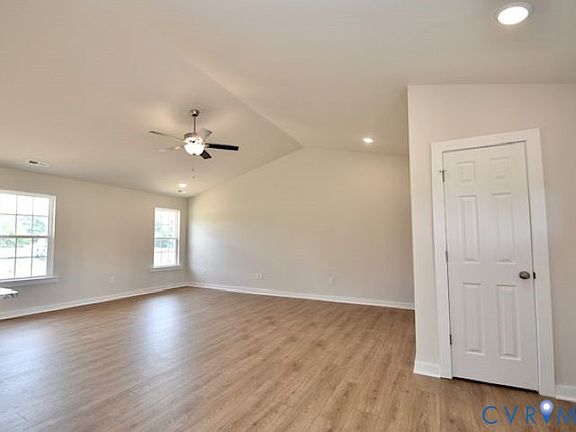 4th image of 410 Kents Mill Rd