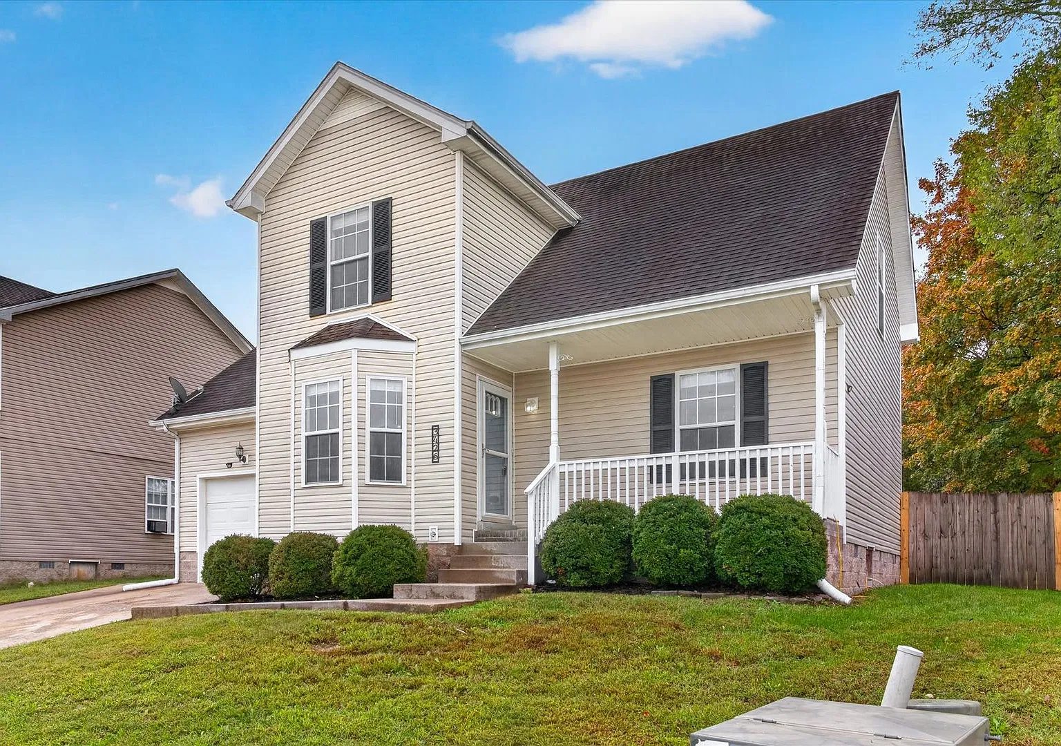 Pet Friendly Four Bedroom! — Photo 3