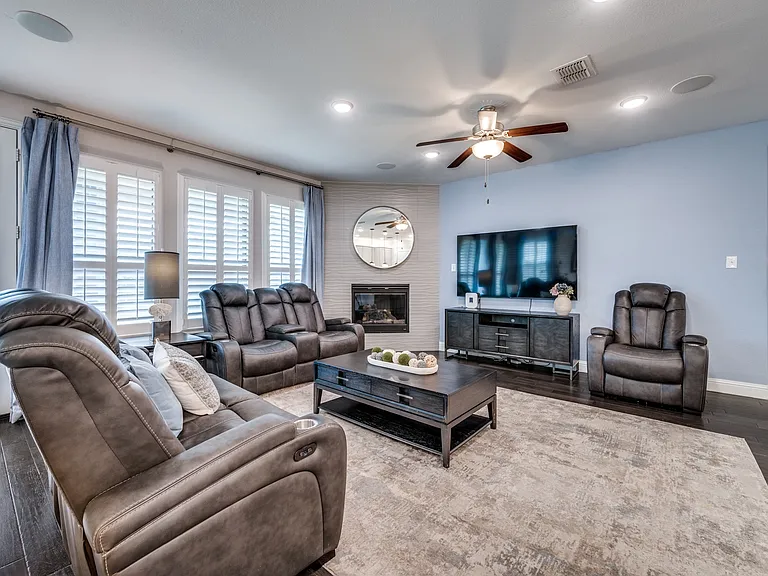 3005 Barefoot Ln — Photo 17