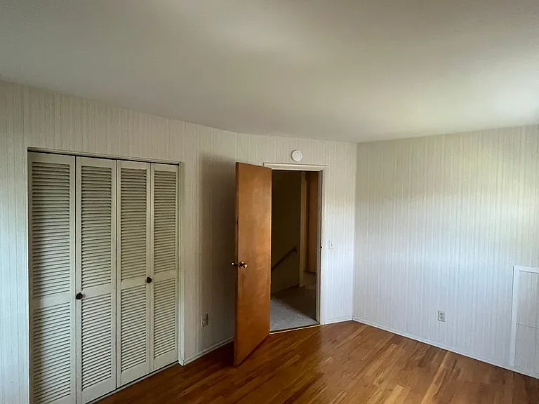 110 Hillary Dr — Photo 25