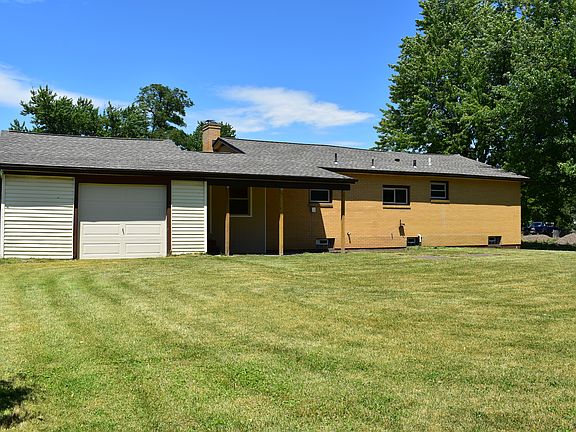 5th image of 501 Homecrest Dr