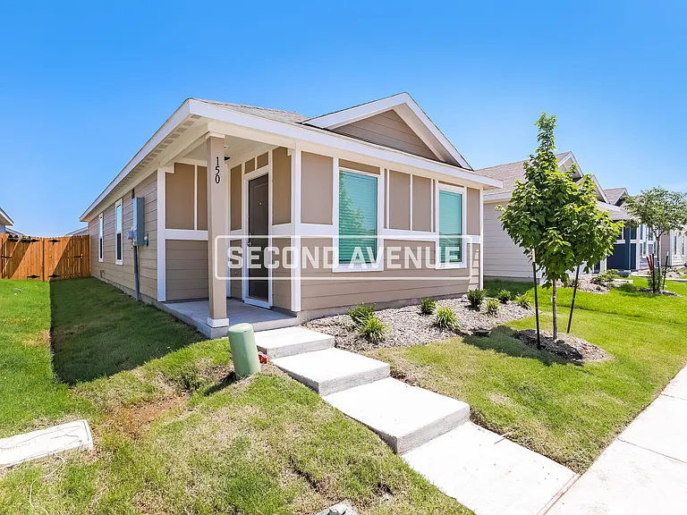 150 Sunflower St — Photo 1