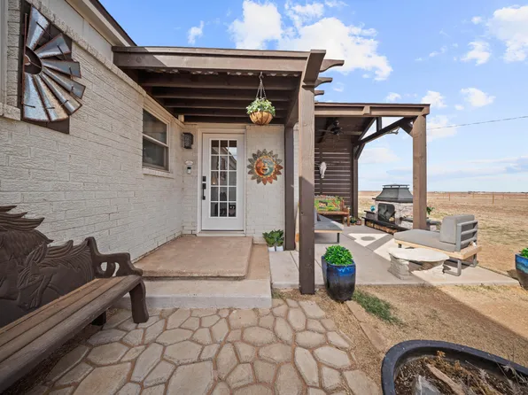 3725 Hawk Rd, Ropesville, TX 79358