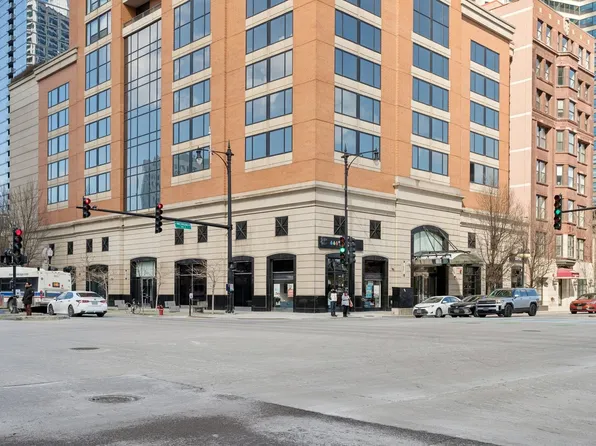 1160 S Michigan Ave APT 1504, Chicago, IL 60605