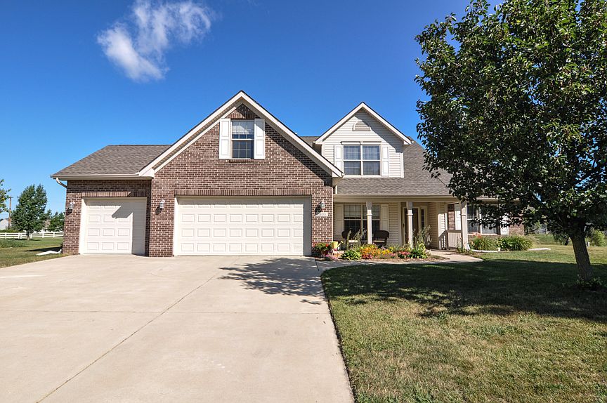 1st image of 1808 Canyon Creek Dr