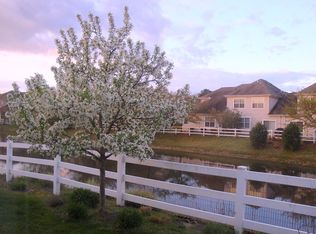 3 Delray Ln, Absecon, NJ 08201
