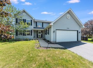 26246 W Riverbend Ln, Channahon, IL 60410