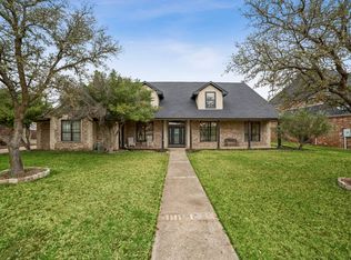 1914 W Emerald Bend Ct, Granbury, TX 76049