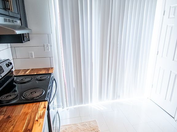 4th image of 285 Merrimac Trl APT 57