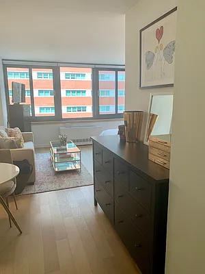 Rented by Owner | media 116