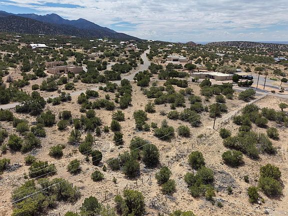 4th image of Tunnel Springs Rd